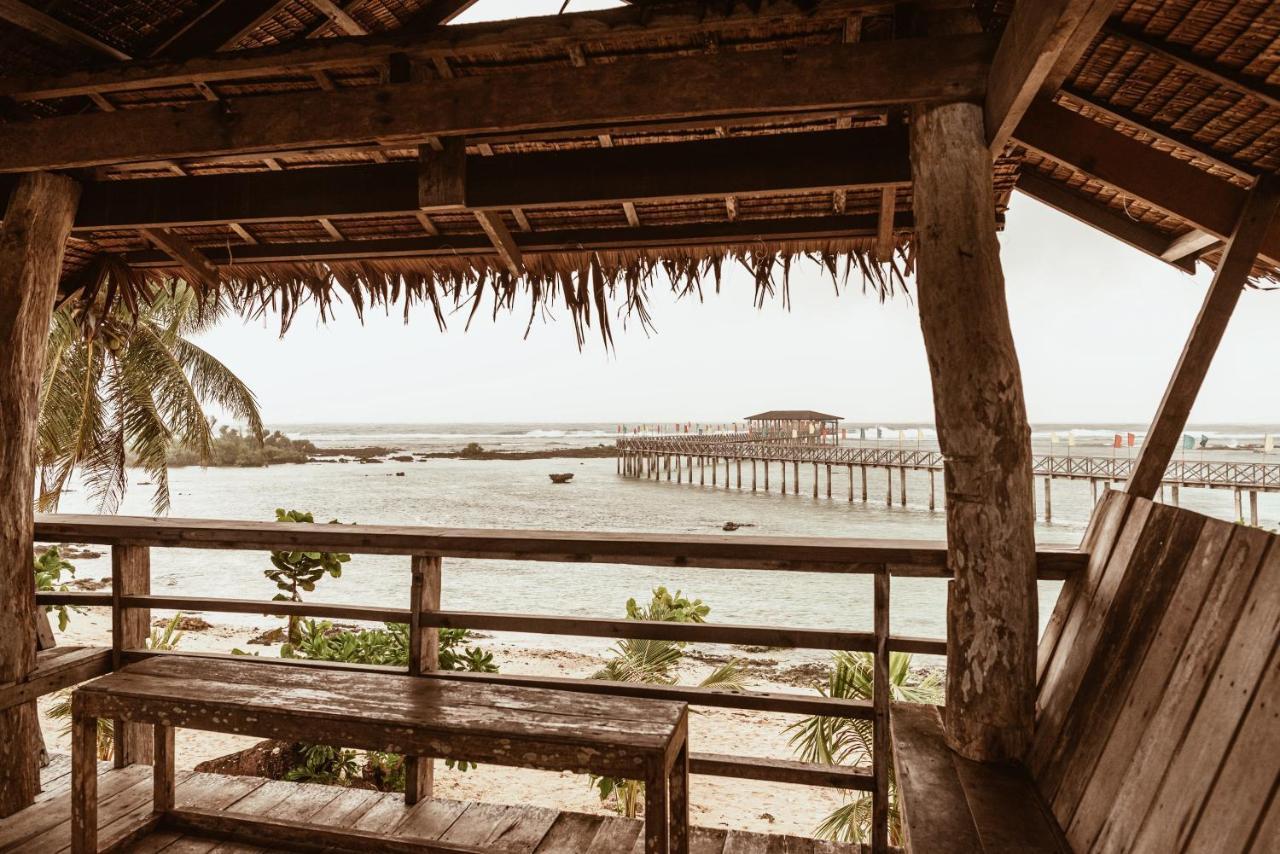 Alon Cloud9 Beach Front Catangnan Exteriér fotografie