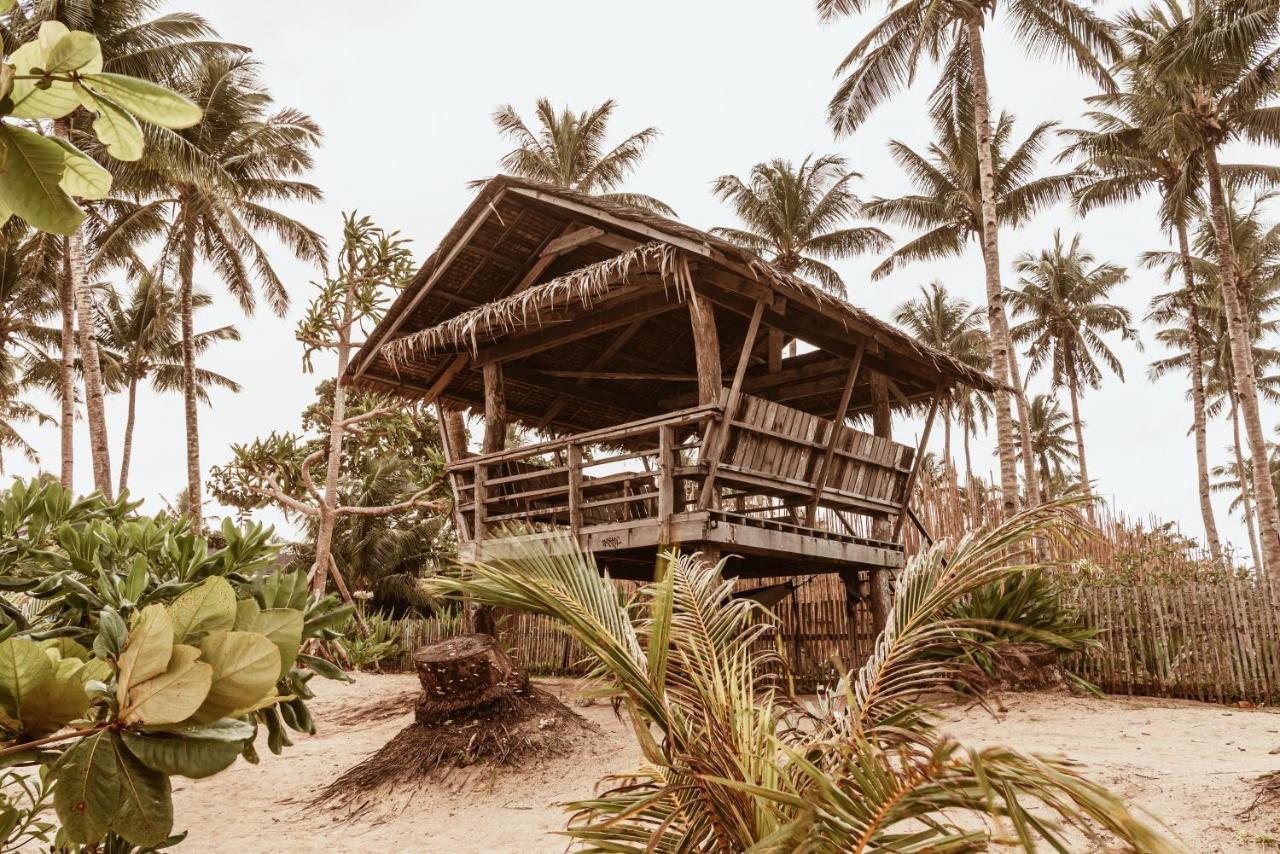 Alon Cloud9 Beach Front Catangnan Exteriér fotografie